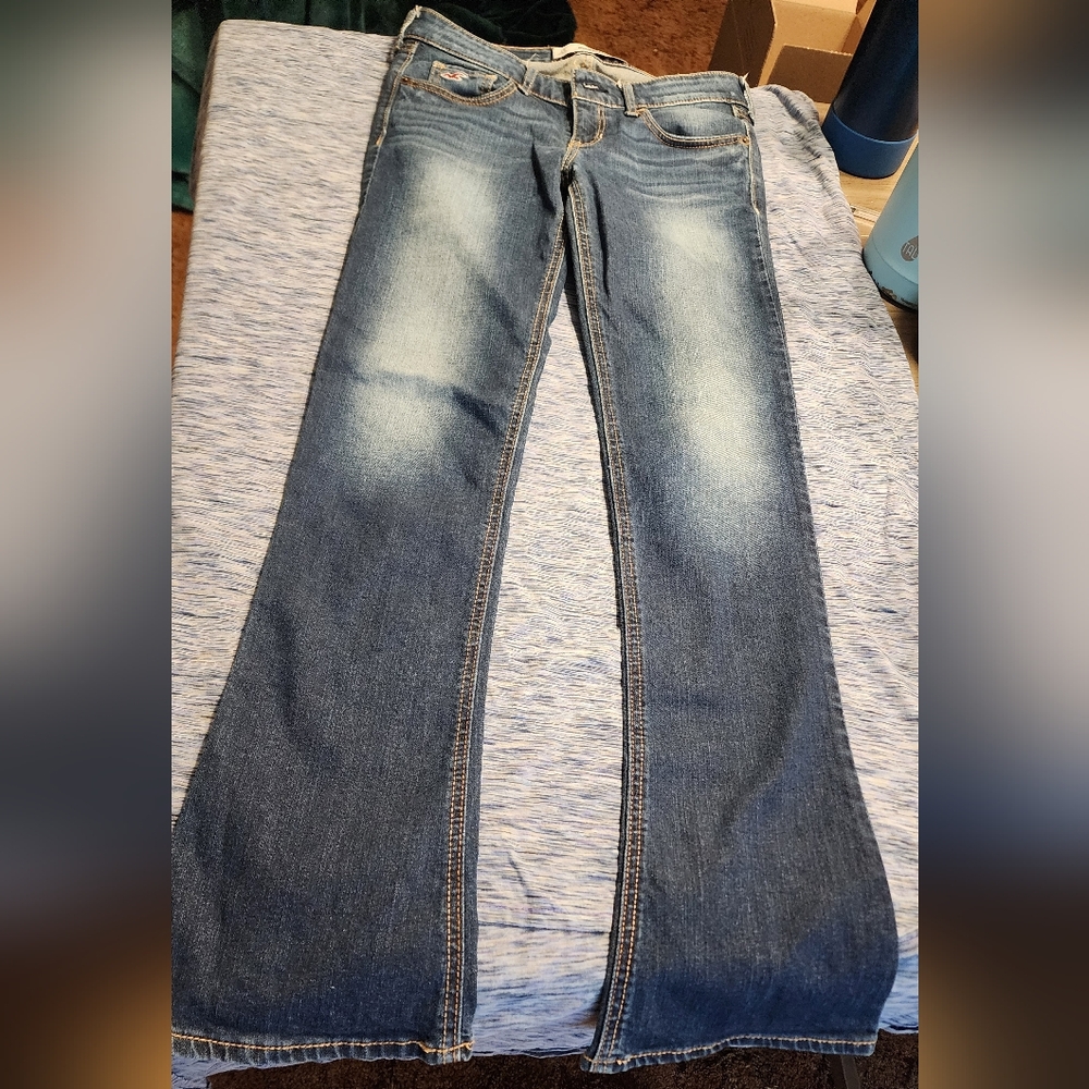 Holister Womens Straight Jeans